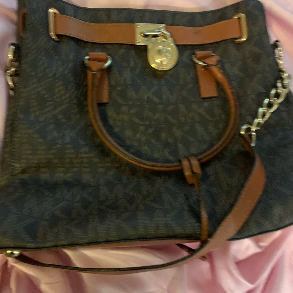 Micheal Kors purse large